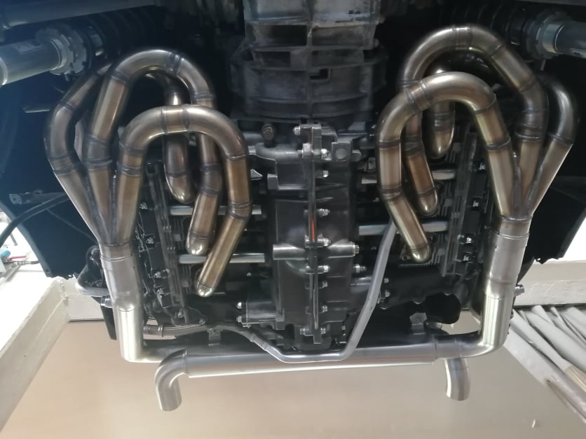 Vista dello scarico della Porsche 964 Stinger. Scarico realizzato da Giordano Competition di Giordano Marco. Competition Exhaust System.